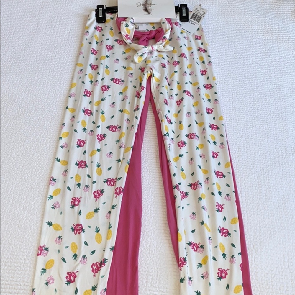 2 Soft Leggings with matching headbands